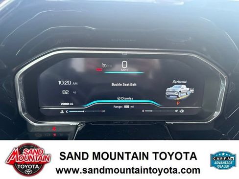 Used 2024 Chevrolet Silverado 1500 RST w/ Z71 Off-Road Package AWD/4WD image 17