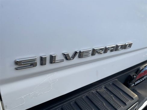 Used 2020 Chevrolet Silverado 2500 LTZ w/ LTZ Plus Package image 30