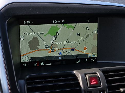 Used 2016 Volvo XC60 T5 Premier image 16