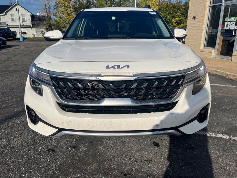 Used 2023 Kia Seltos Nightfall Edition AWD/4WD image 2