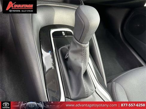 Certified 2025 Toyota Corolla LE image 34