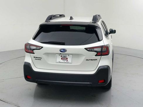 Certified 2025 Subaru Outback Onyx Edition AWD/4WD image 9