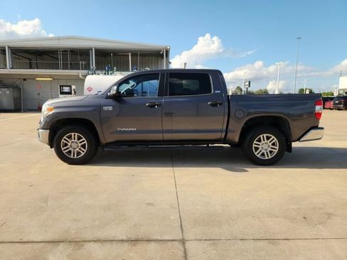 Used 2016 Toyota Tundra SR5 w/ SR5 Upgrade Package RWD image 4