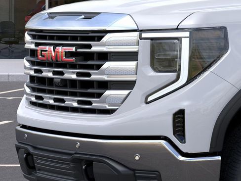 New 2026 GMC Sierra 1500 SLE w/ X31 Off-Road Package image 13