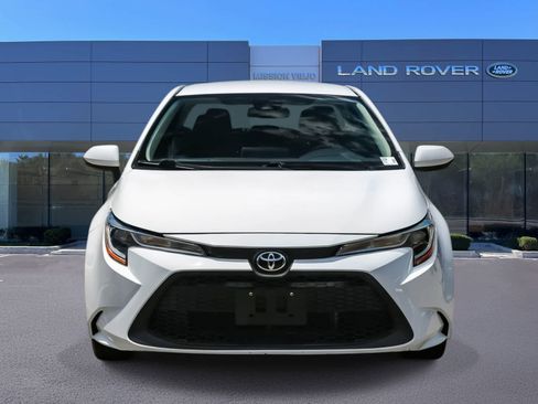 Used 2022 Toyota Corolla LE FWD image 2