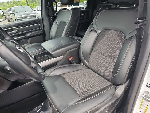 Used 2023 RAM 1500 Big Horn AWD/4WD image 18