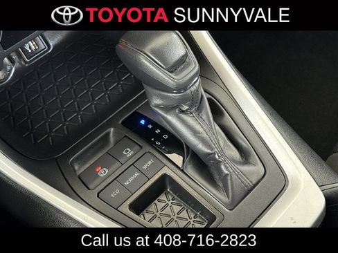 Used 2024 Toyota RAV4 XLE FWD image 25