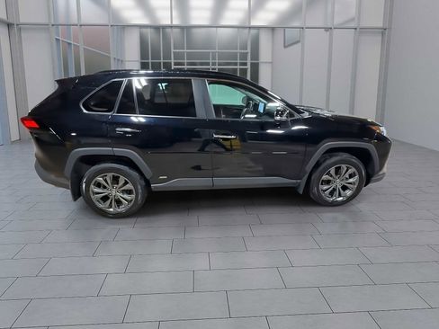 Used 2023 Toyota RAV4 Limited image 9