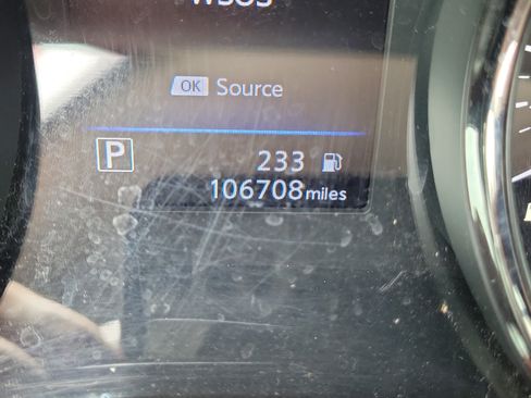 Used 2019 Nissan Rogue SV w/ Premium Package FWD image 28