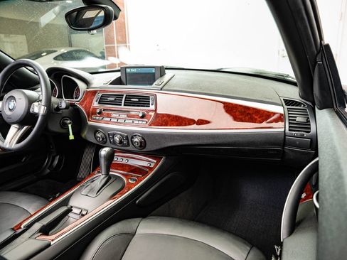 Used 2006 BMW Z4 3.0si RWD image 36