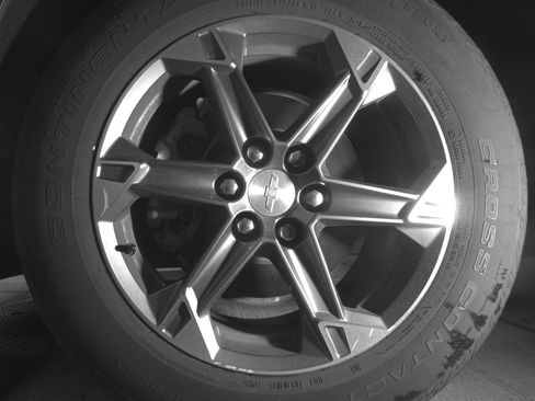 Used 2025 Chevrolet Blazer LT FWD image 12