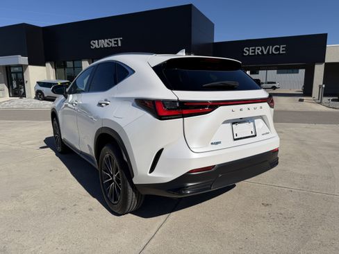 Used 2022 Lexus NX 250 FWD image 6