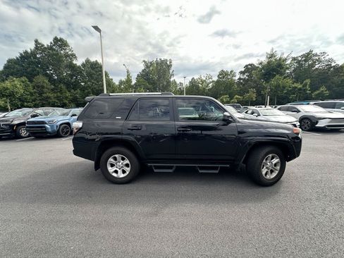 Used 2024 Toyota 4Runner SR5 RWD image 5