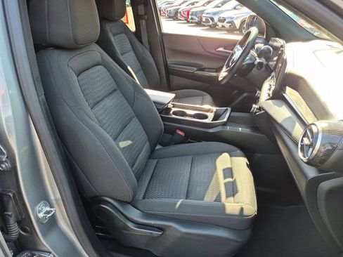Used 2025 Chevrolet Equinox LT AWD/4WD image 31