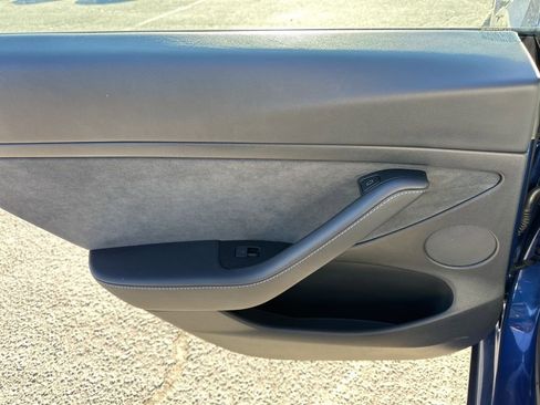 Used 2022 Tesla Model 3 Long Range image 28