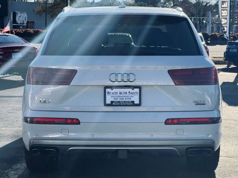 Used 2017 Audi Q7 3.0T Premium w/ Towing Package image 8