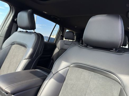 New 2025 Jeep Grand Cherokee L Altitude image 26