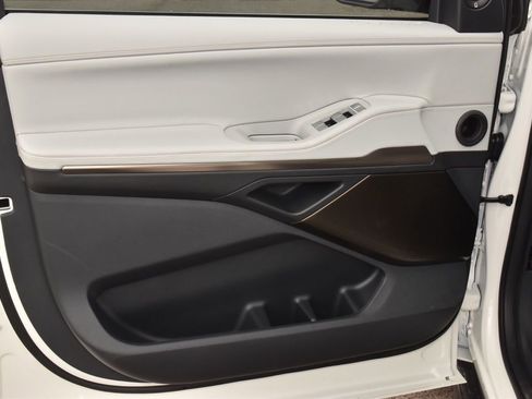 New 2026 Lincoln Navigator L Black Label AWD/4WD image 39
