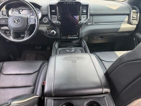Used 2022 RAM 1500 Limited AWD/4WD image 12
