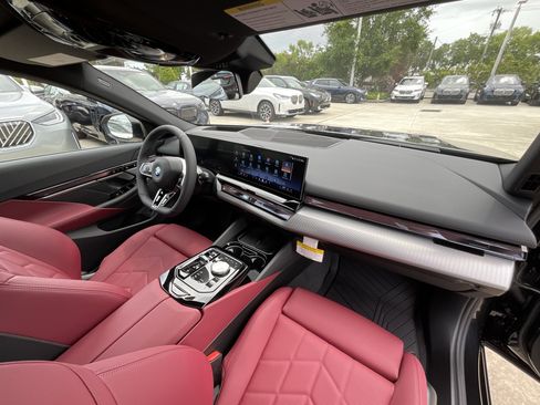 New 2026 BMW i5 eDrive40 w/ M Sport Package RWD image 21