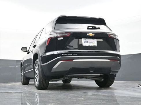 New 2026 Chevrolet Equinox LT w/ Convenience Package II AWD/4WD image 44