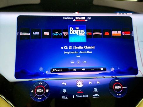 Used 2023 Mercedes-Benz EQS 580 4MATIC Sedan image 19