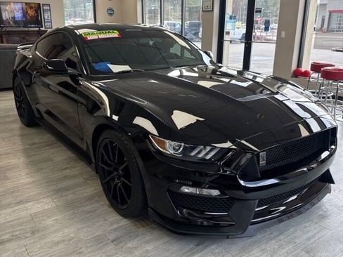 Used 2016 Ford Mustang Shelby GT350 w/ Track Package image 4