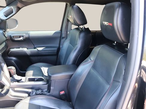 Used 2020 Toyota Tacoma TRD Pro AWD/4WD image 13