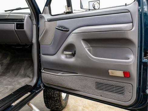 Used 1997 Ford F350 XLT image 43