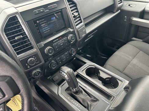 Used 2016 Ford F150 XLT w/ Equipment Group 302A Luxury AWD/4WD image 18