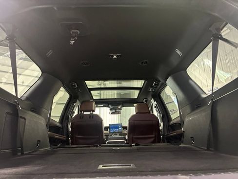 Used 2022 Ford Expedition Max Limited AWD/4WD image 41