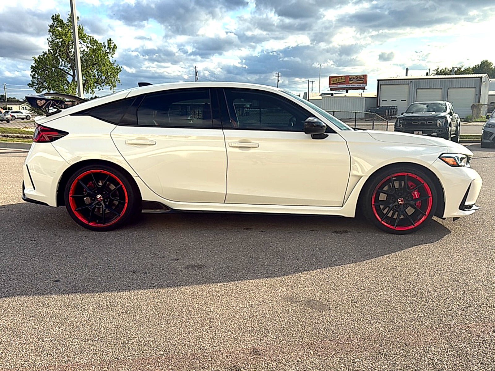 Used 2025 Honda Civic Type R image 5