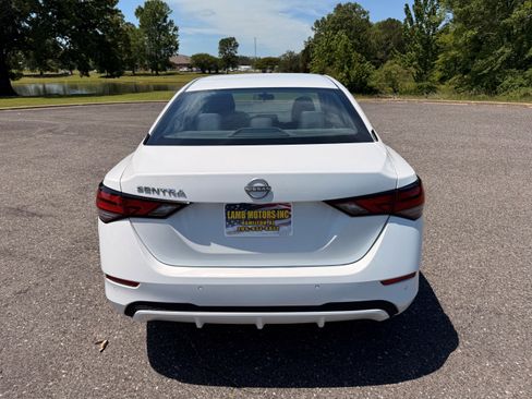 Used 2024 Nissan Sentra S FWD image 4
