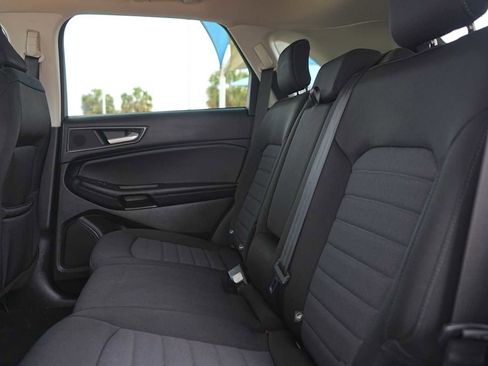 Used 2023 Ford Edge SE w/ Black Appearance Package AWD/4WD image 14