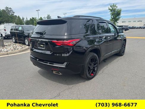 Used 2023 Chevrolet Traverse Premier w/ Redline Edition AWD/4WD image 7