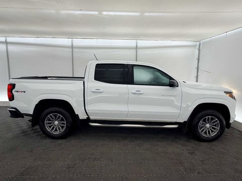 Used 2024 Chevrolet Colorado LT w/ LT Convenience Package II image 7