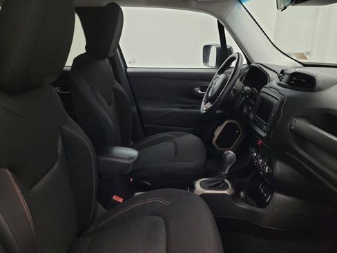 Used 2016 Jeep Renegade 75th Anniversary FWD image 21