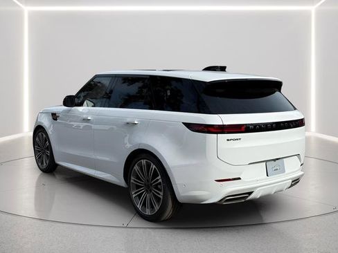 New 2026 Land Rover Range Rover Sport Dynamic SE image 3
