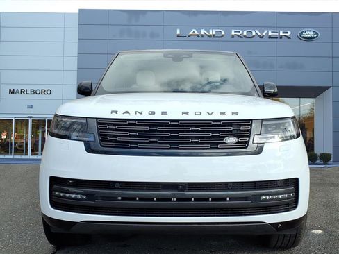 New 2026 Land Rover Range Rover SE image 8