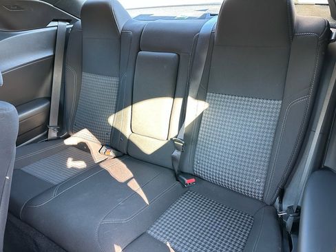Used 2021 Dodge Challenger SXT image 23