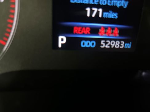 Used 2023 Toyota Corolla LE image 24