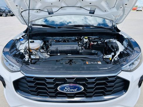 Used 2024 Ford Escape ST-Line w/ Tech Pack #1 AWD/4WD image 45