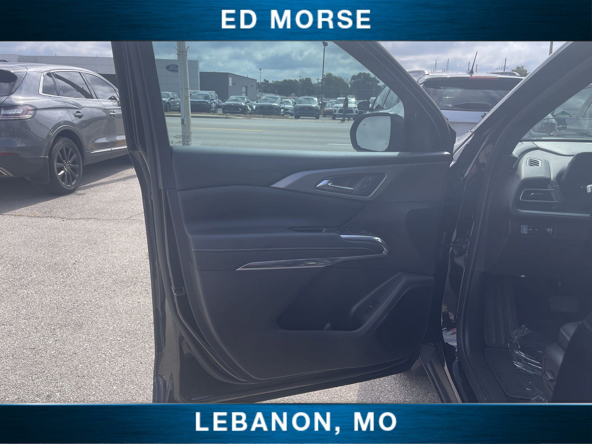 Used 2026 Chevrolet Traverse LT w/ Sun and Wheel Package FWD image 20