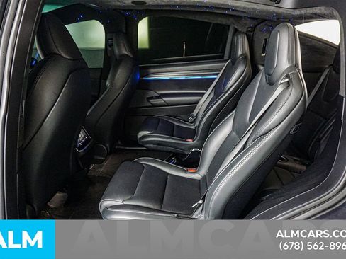 Used 2022 Tesla Model X Plaid image 17