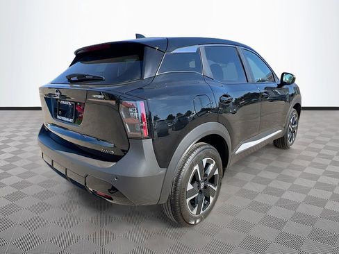 New 2025 Nissan Kicks SV image 7