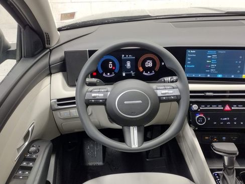 New 2026 Hyundai Tucson SEL image 34