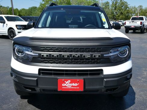 Used 2023 Ford Bronco Sport Badlands image 9