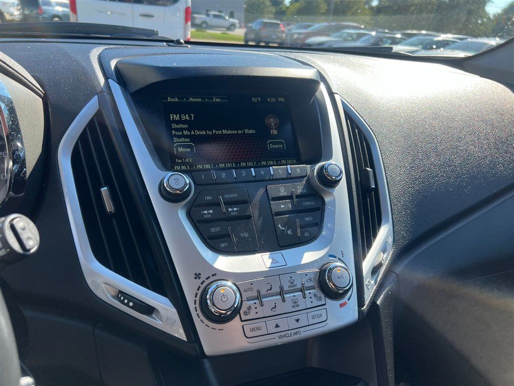 Used 2017 GMC Terrain SLE w/ Chrome Edition FWD image 9