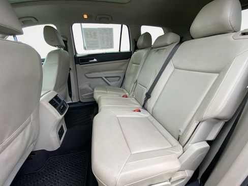 Used 2019 Volkswagen Atlas SEL FWD image 13