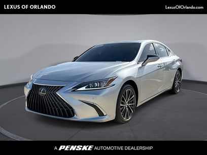 Used 2025 Lexus ES 300h w/ Premium Package